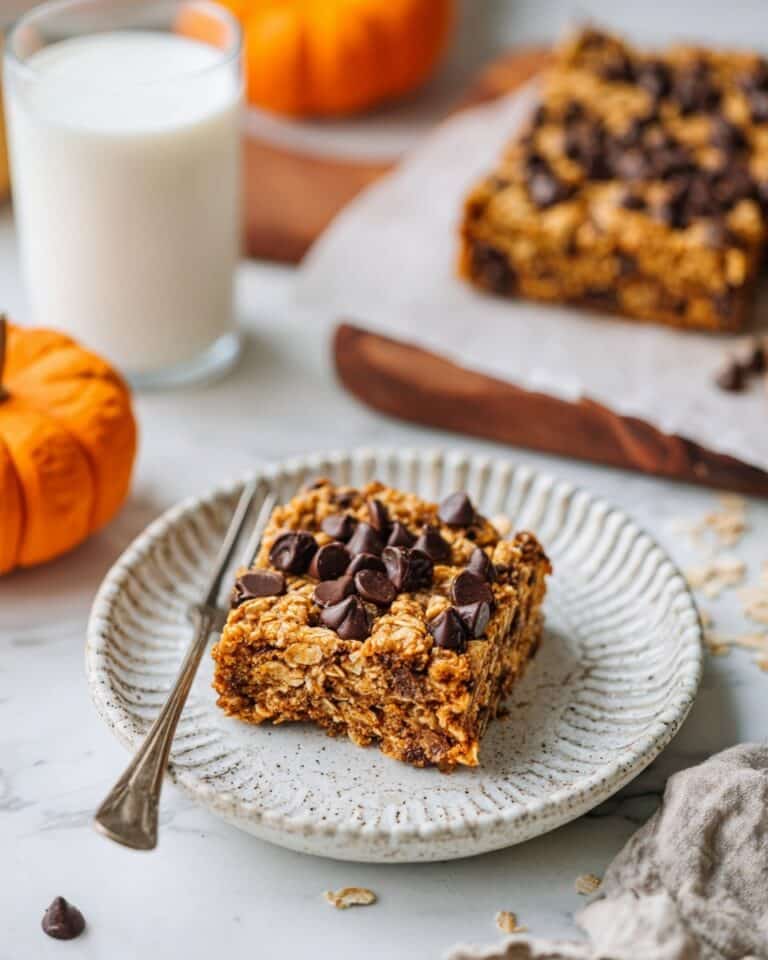 Healthy Pumpkin Oatmeal Bars Recipe