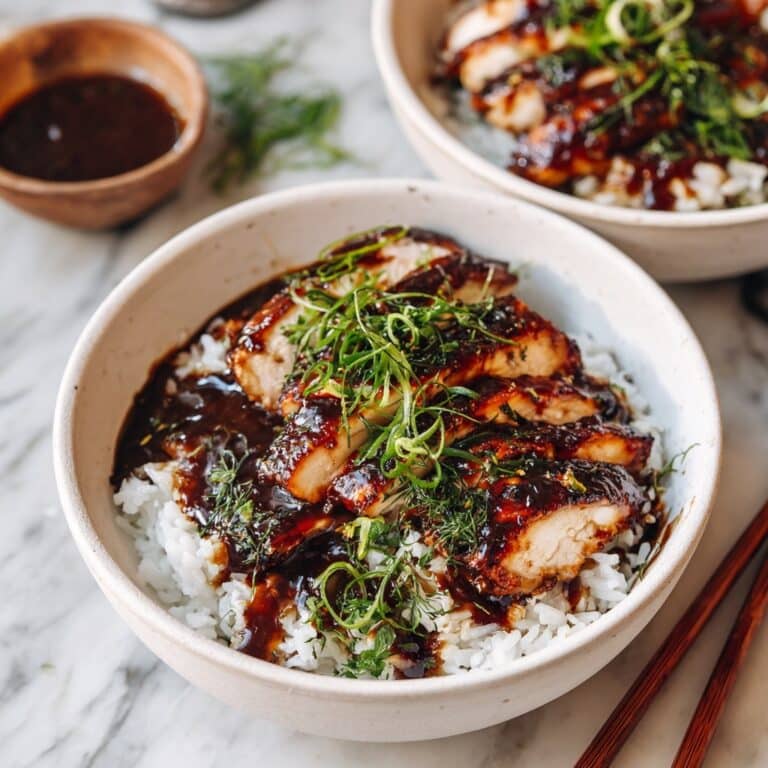 Caramelised Soy Chicken in Garlic Ginger Broth with Rice Recipe